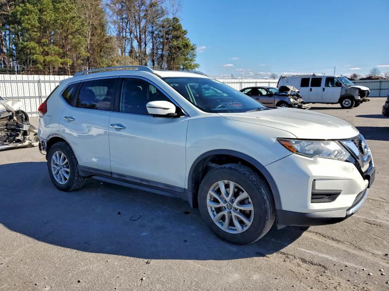 Photo 4 from auction – 2017 NISSAN ROGUE SV with VIN 5N1AT2MV8HC799738