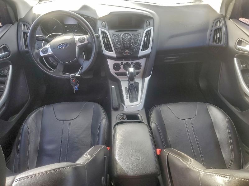 Photo 8 from auction – 2014 FORD FOCUS SE with VIN 1FADP3K28EL326458