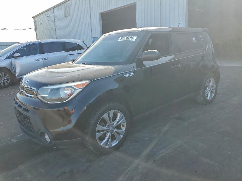 KIA SOUL + 2015 with VIN KNDJP3A53F7221765 - Photo from auction