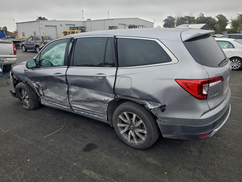Photo 2 from auction – 2021 HONDA PILOT EXL with VIN 5FNYF5H50MB000375
