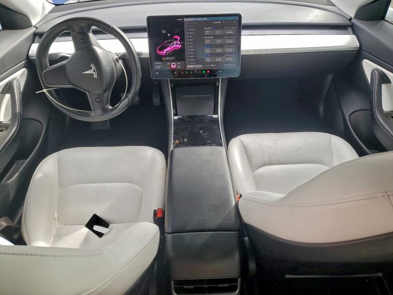 Photo 8 from auction – 2018 TESLA MODEL 3 with VIN 5YJ3E1EB8JF097840