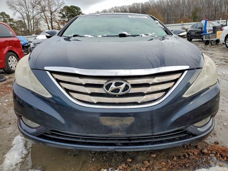 Photo 5 from auction – 2011 HYUNDAI SONATA SE with VIN 5NPEC4AC9BH278978