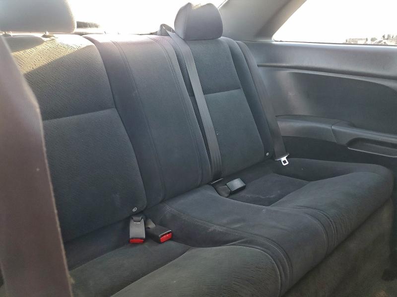 Photo 10 from auction – 2004 HONDA CIVIC LX with VIN 1HGEM22544L044426