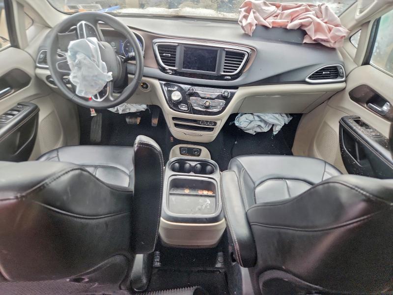 Photo 8 from auction – 2021 CHRYSLER VOYAGER with VIN 2C4RC1DG6MR528729