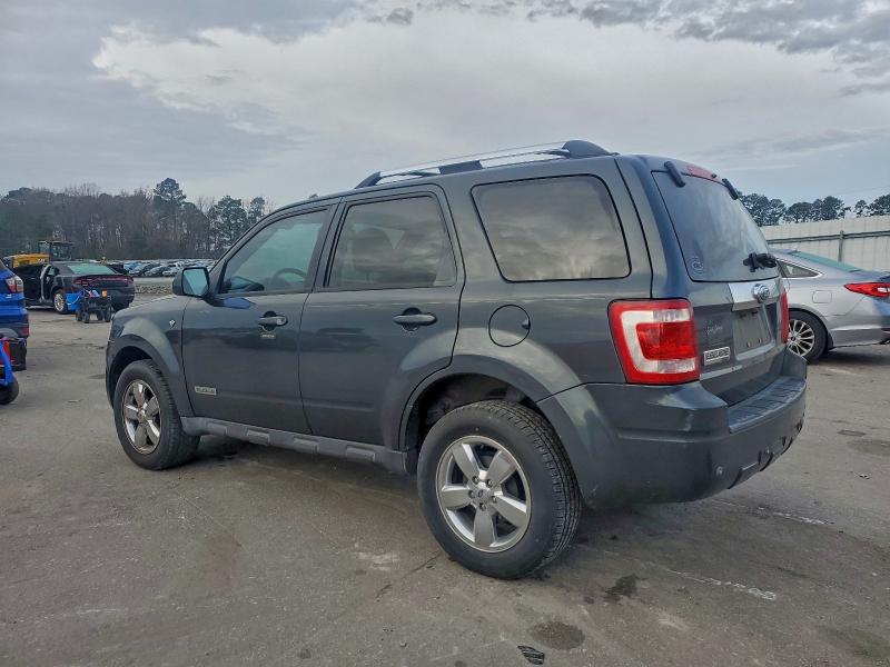 Photo 2 from auction – 2008 FORD ESCAPE with VIN 1FMCU041X8KC68165
