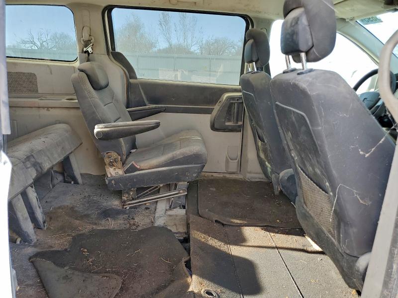 Photo 11 from auction – 2010 DODGE GRAND CARA with VIN 2D4RN4DE6AR288588