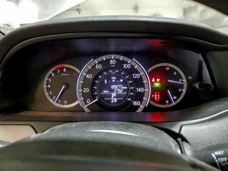 Photo 9 from auction – 2014 HONDA ACCORD with VIN 1HGCR2F39EA266393