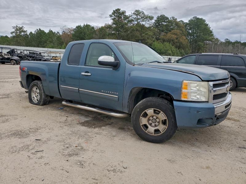 Photo 4 from auction – 2010 CHEVROLET SILVERADO with VIN 1GCSKSE39AZ105358