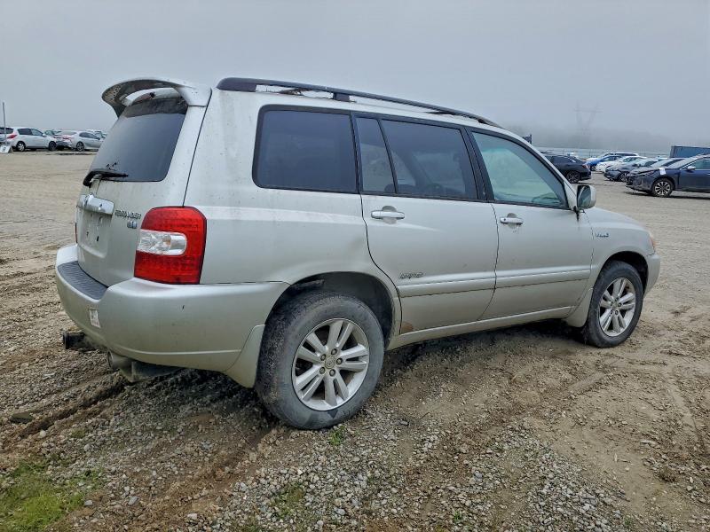 Photo 3 from auction – 2006 TOYOTA HIGHLANDER with VIN JTEEW21A260023906