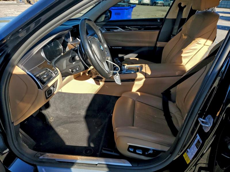 Photo 7 from auction – 2016 BMW 750 I with VIN WBA7F0C57GGL99685