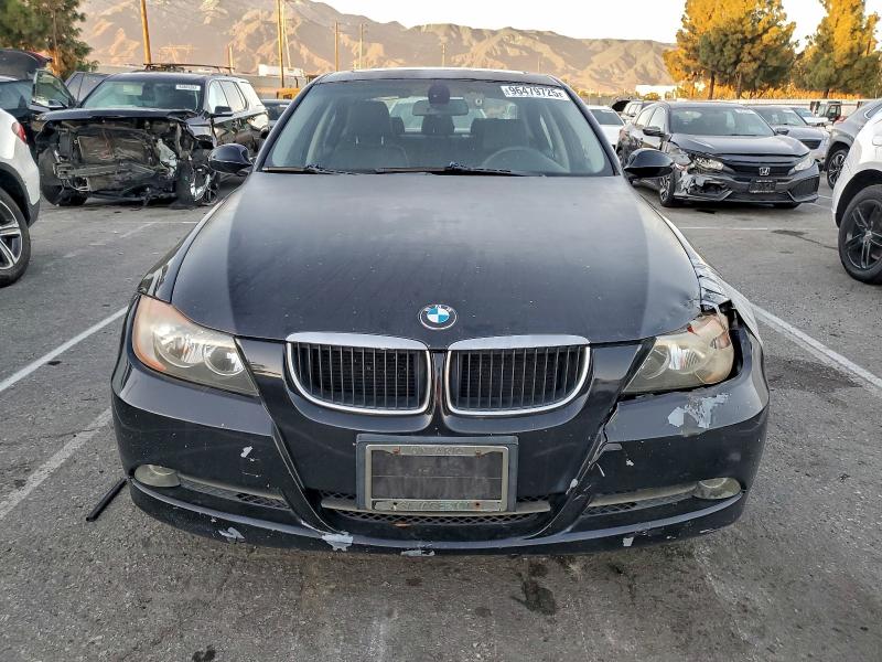 Photo 5 from auction – 2006 BMW 325 I with VIN WBAVB13586PT12934