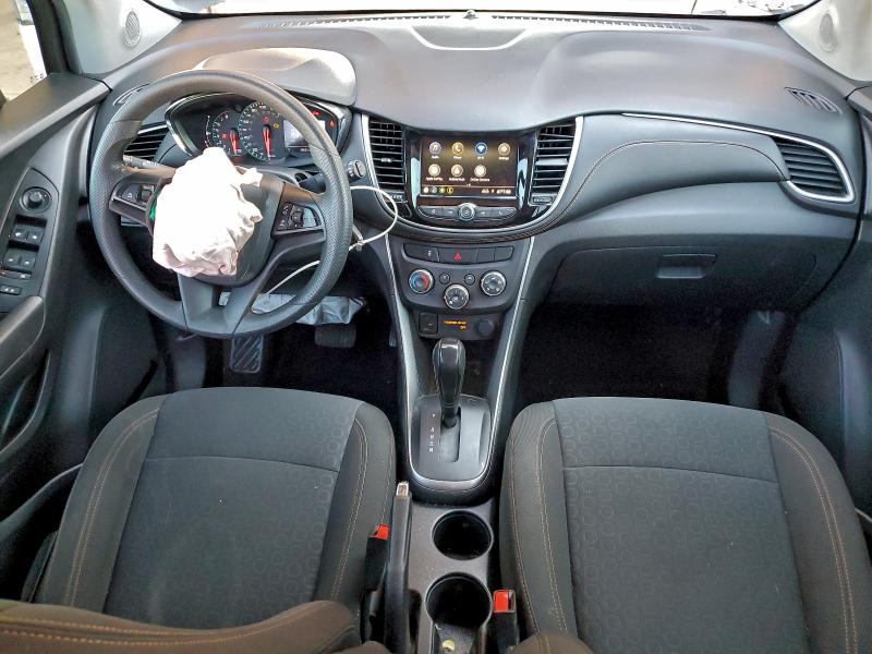 Photo 8 from auction – 2020 CHEVROLET TRAX LS with VIN KL7CJKSB1LB321829