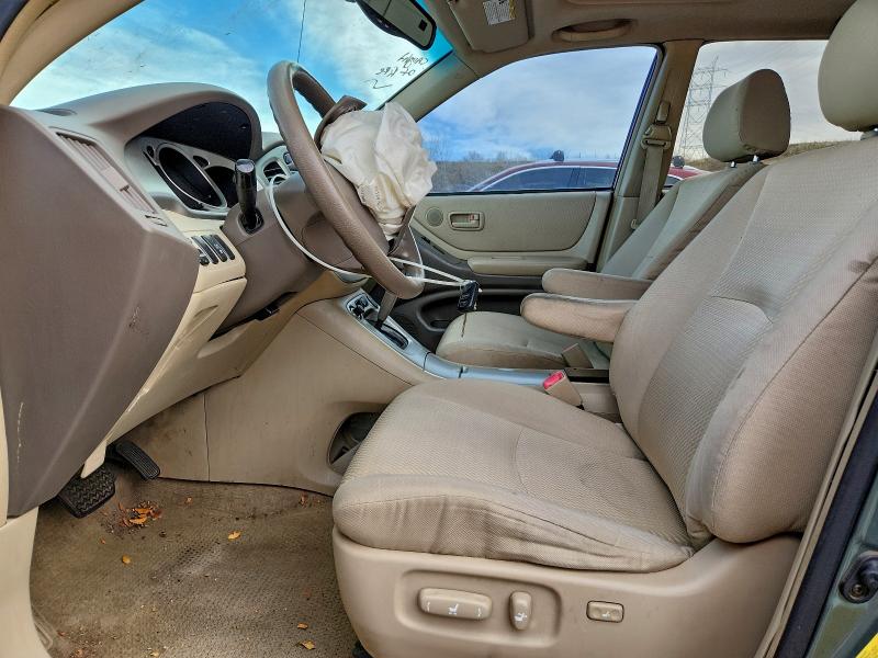 Photo 7 from auction – 2005 TOYOTA HIGHLANDER with VIN JTEEP21A850122502