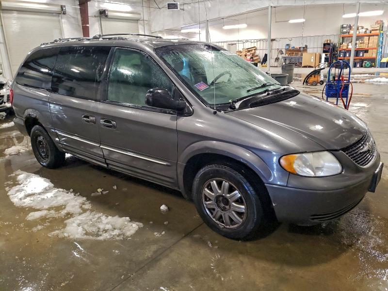 Photo 4 from auction – 2004 CHRYSLER TOWN & COU with VIN 2C4GP54L34R531619
