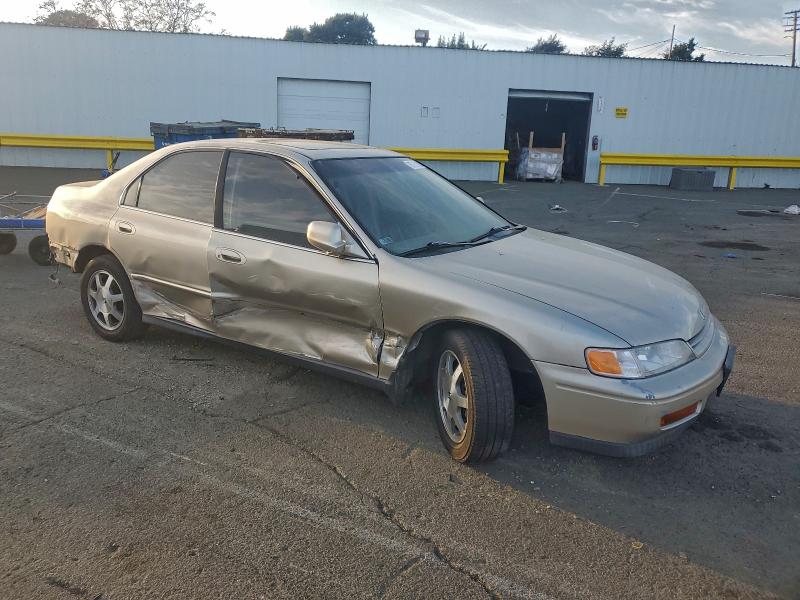 Photo 4 from auction – 1995 HONDA ACCORD EX with VIN 1HGCD5656SA151750