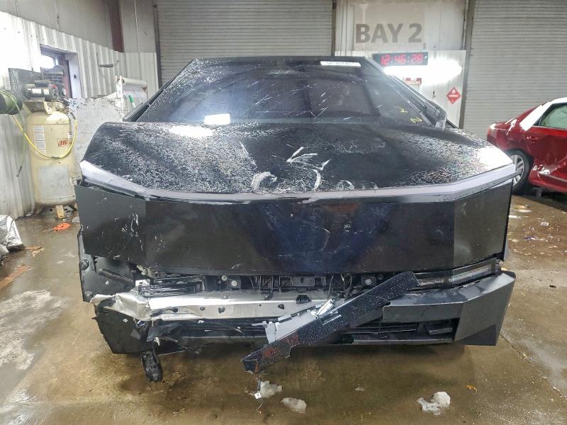 Photo 5 from auction – 2024 TESLA CYBERTRUCK with VIN 7G2CEHED2RA039139