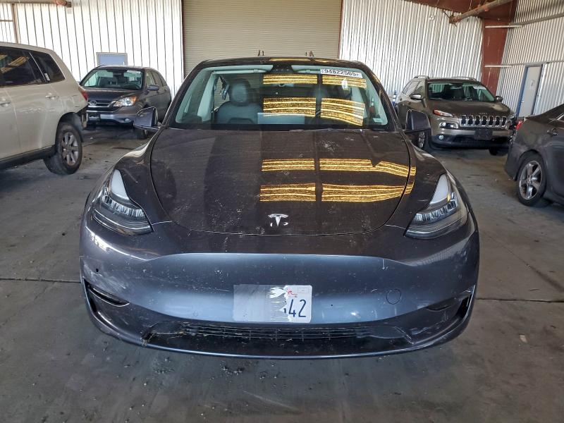 Photo 5 from auction – 2021 TESLA MODEL Y with VIN 5YJYGDEE6MF296692