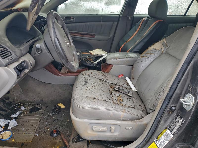 Photo 7 from auction – 2005 TOYOTA CAMRY LE with VIN 4T1BF30K55U594896