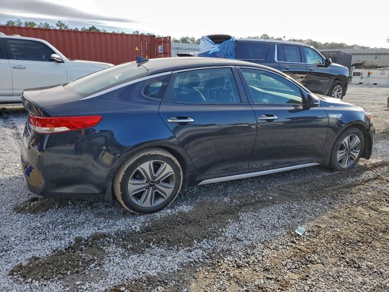 Photo 3 from auction – 2017 KIA OPTIMA HYB with VIN KNAGU4LE3H5012270