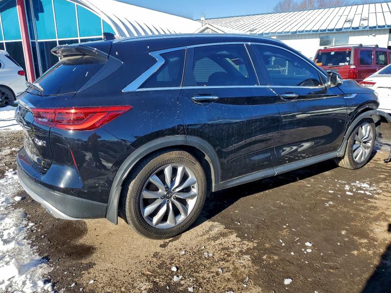 Photo 3 from auction – 2021 INFINITI QX50 LUXE with VIN 3PCAJ5BB6MF108885