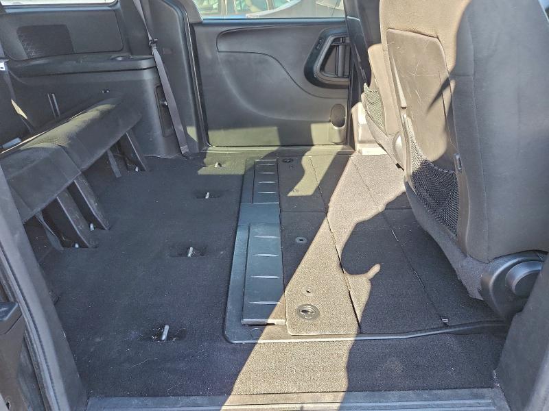 Photo 11 from auction – 2017 DODGE GRAND CARA with VIN 2C4RDGBG2HR618548