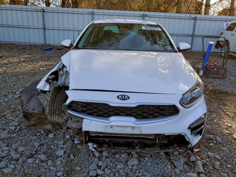 Photo 5 from auction – 2021 KIA FORTE with VIN 3KPF24AD5ME313667