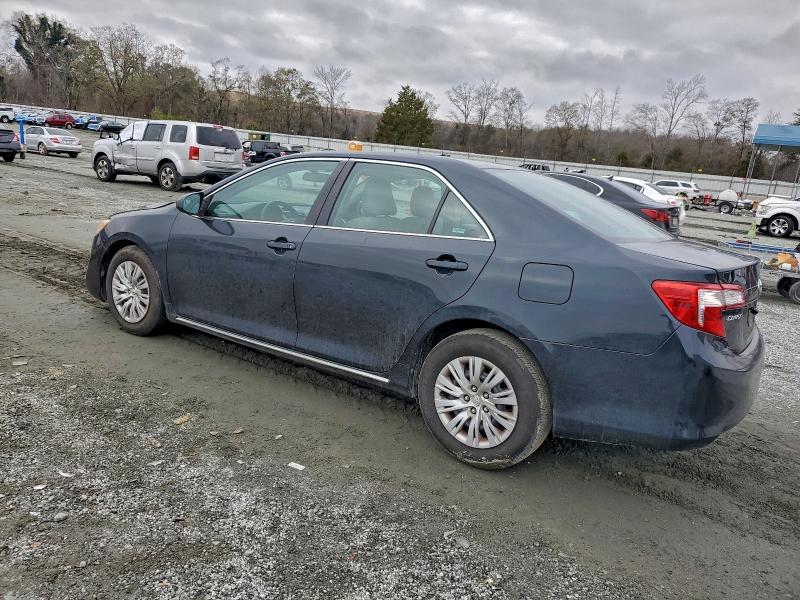 Zdjęcie 2 z aukcji – 2012 TOYOTA CAMRY BASE z VIN 4T1BF1FK4CU581467