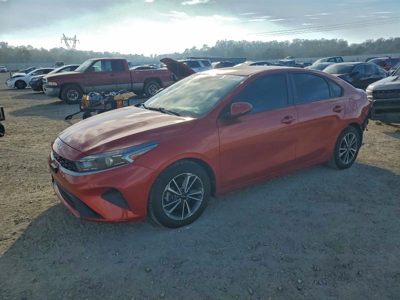 KIA FORTE FE 2022 with VIN 3KPF24AD2NE432472 - Photo from auction
