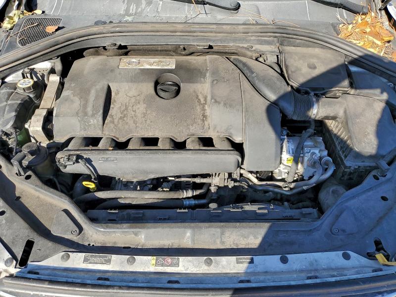 Photo 12 from auction – 2015 VOLVO XC60 T6 PL with VIN YV4902RD6F2566344