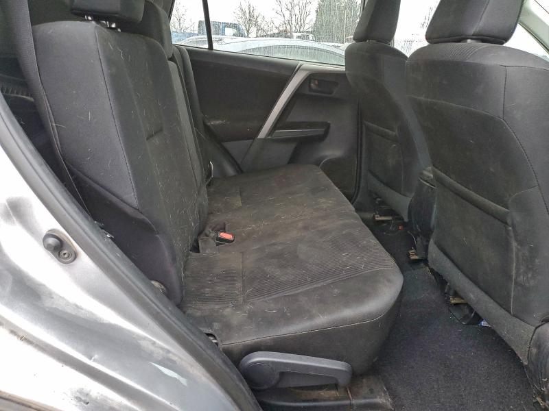 Photo 11 from auction – 2017 TOYOTA RAV4 LE with VIN 2T3BFREV0HW622976