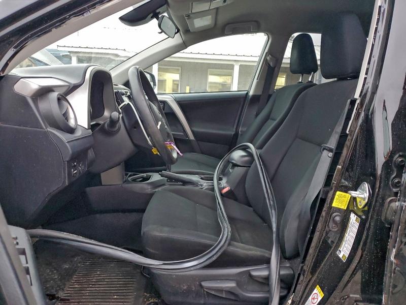 Photo 7 from auction – 2018 TOYOTA RAV4 LE with VIN 2T3ZFREV3JW417799