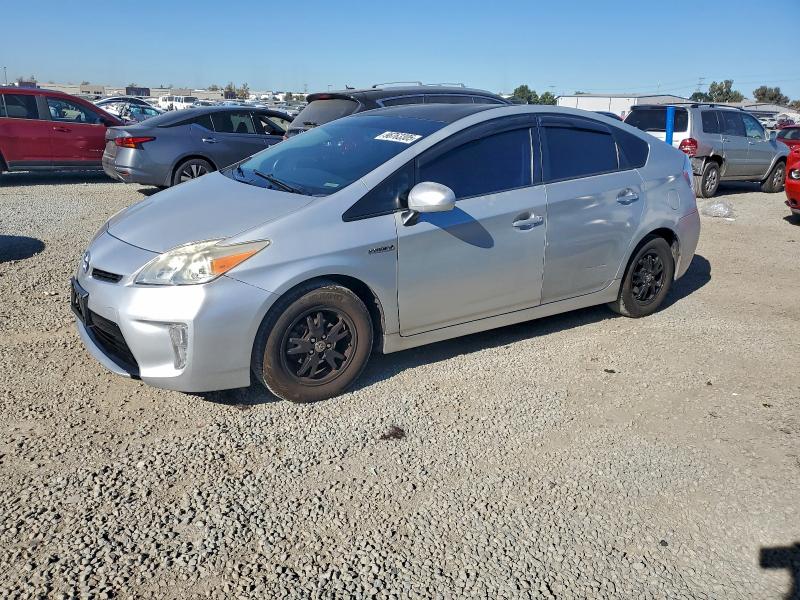 TOYOTA PRIUS 2015 with VIN JTDKN3DU0F0443167 - Photo from auction