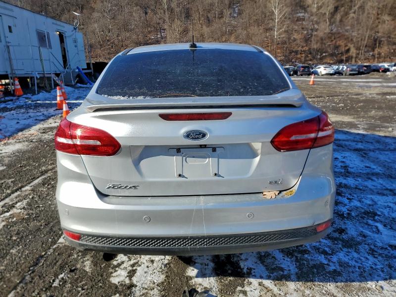 Photo 6 from auction – 2015 FORD FOCUS SE with VIN 1FADP3F26FL291110