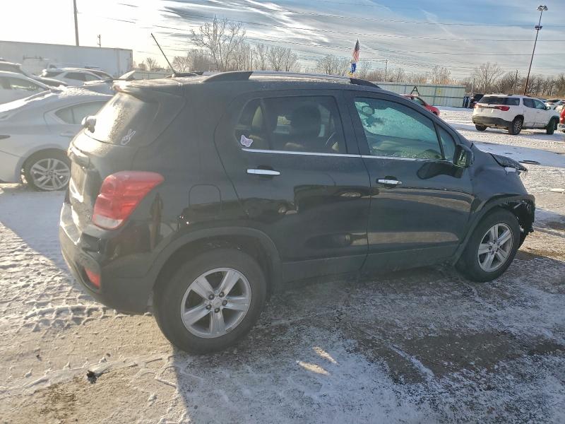 Photo 3 from auction – 2020 CHEVROLET TRAX 1LT with VIN KL7CJLSB2LB024557
