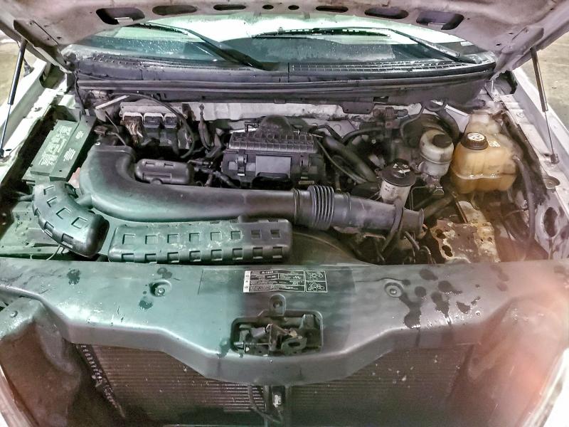 Photo 11 from auction – 2005 FORD F150 with VIN 1FTPX12585FA10370