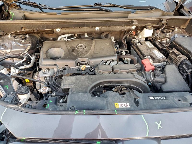 Photo 12 from auction – 2021 TOYOTA RAV4 LE with VIN 2T3F1RFV4MW207510