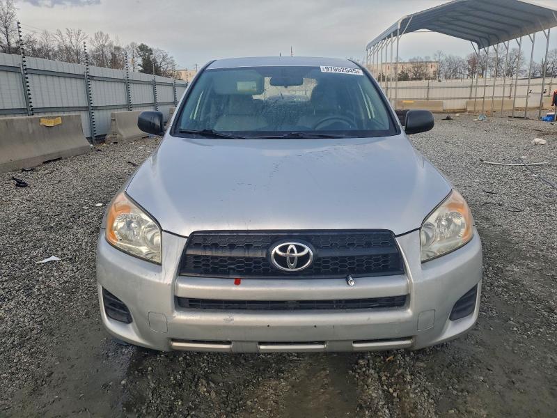 Photo 5 from auction – 2009 TOYOTA RAV4 with VIN JTMBF33V29D000717