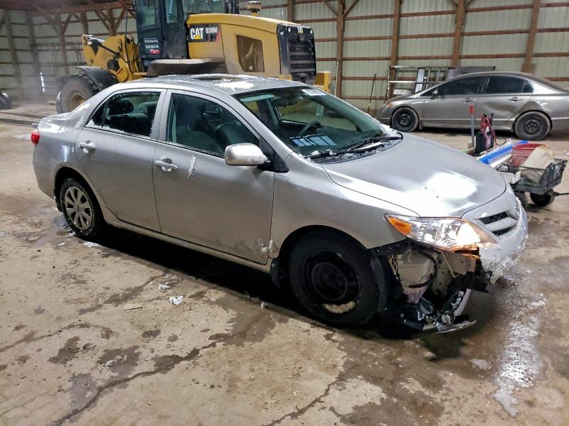 Foto 4 de la subasta – 2013 TOYOTA COROLLA BA con VIN 2T1BU4EE8DC952331