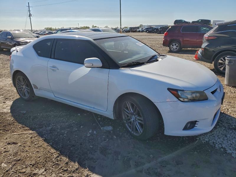 Photo 4 from auction – 2013 TOYOTA SCION TC with VIN JTKJF5C77D3046446