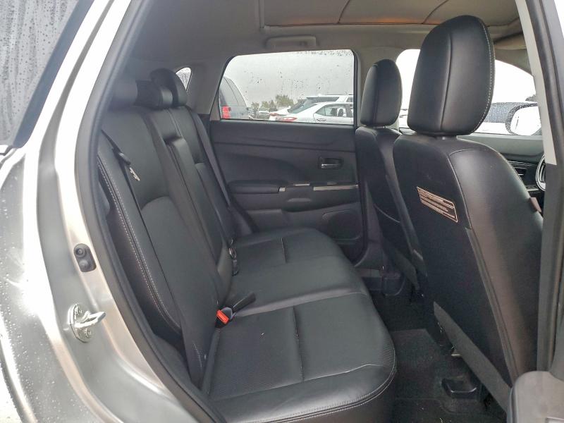 Photo 11 from auction – 2018 MITSUBISHI OUTLANDER with VIN JA4AP4AW4JU025739