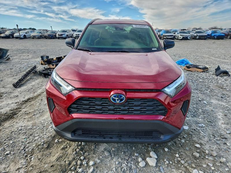 Photo 5 from auction – 2023 TOYOTA RAV4 with VIN JTMLWRFV7PD186108