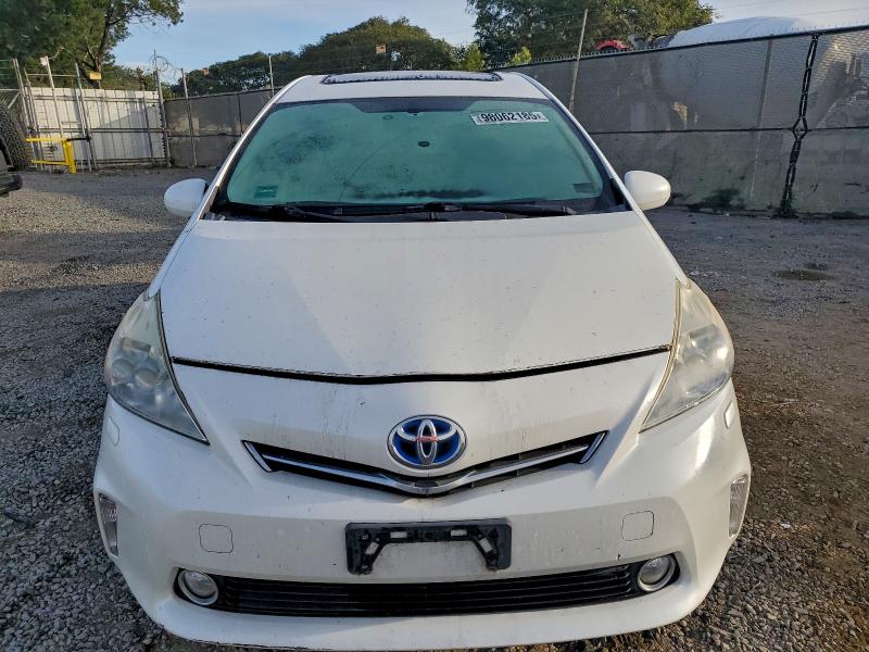 Photo 5 from auction – 2012 TOYOTA PRIUS V with VIN JTDZN3EU4C3035116