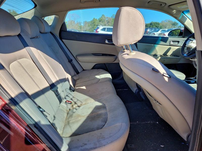 Photo 10 from auction – 2018 KIA OPTIMA LX with VIN 5XXGT4L35JG265273