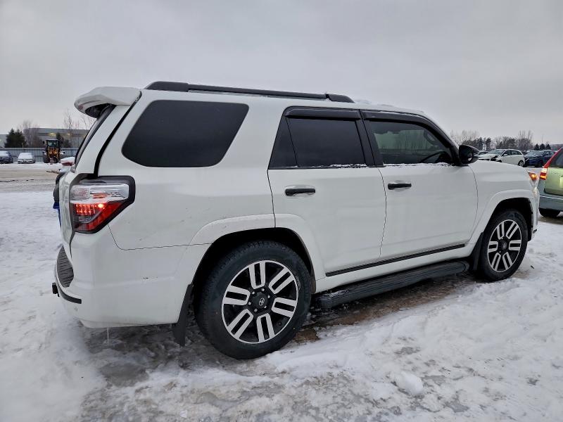 Photo 3 from auction – 2021 TOYOTA 4RUNNER TR with VIN JTEKU5JRXM5840301