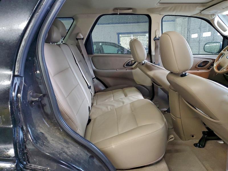 Photo 11 from auction – 2007 FORD ESCAPE LIM with VIN 1FMYU04147KB95458