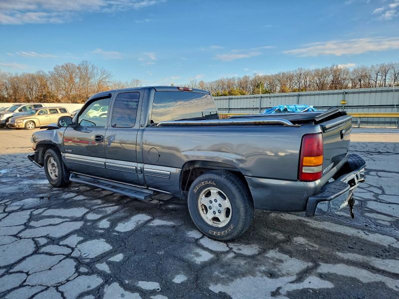 Photo 2 from auction – 2001 CHEVROLET SILVERADO with VIN 2GCEC19T111200455