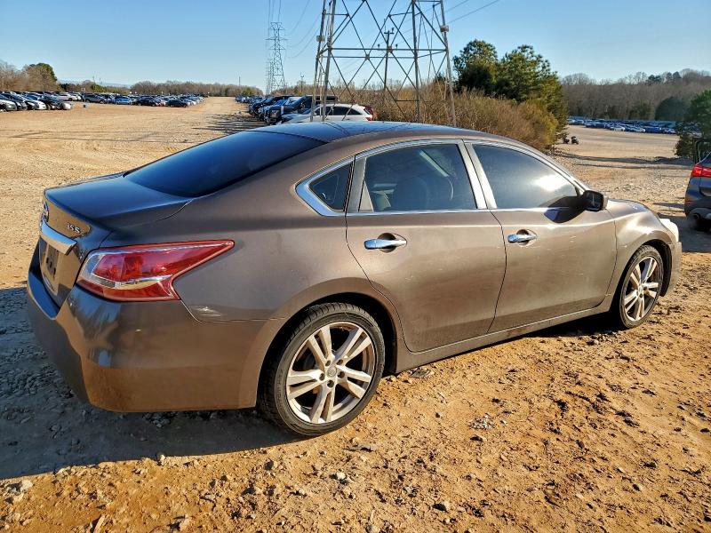 Photo 3 from auction – 2013 NISSAN ALTIMA 3.5 with VIN 1N4BL3AP5DC164335