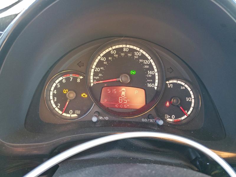 Photo 9 from auction – 2013 VOLKSWAGEN BEETLE with VIN 3VWFP7AT7DM620383