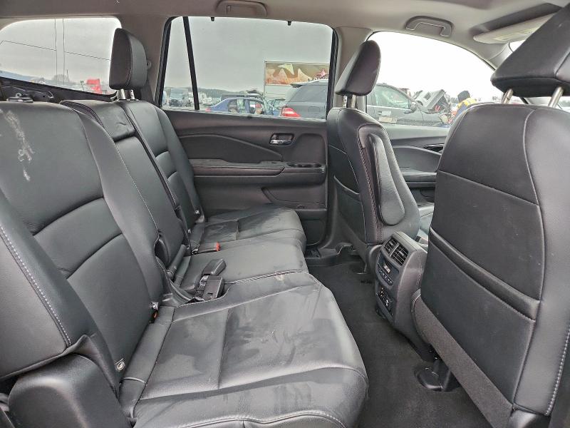 Photo 11 from auction – 2018 HONDA PILOT with VIN 5FNYF5H93JB018500