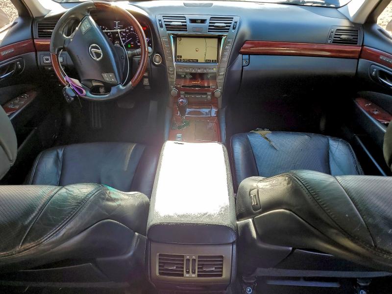 Photo 8 from auction – 2009 LEXUS LS with VIN JTHBL46F395089869